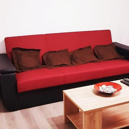 Apartament Confortabil In Târgu Jiu Exteriör bild