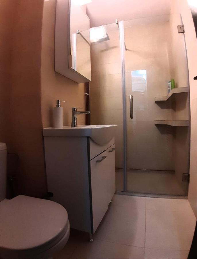 Apartament Confortabil In Târgu Jiu Exteriör bild